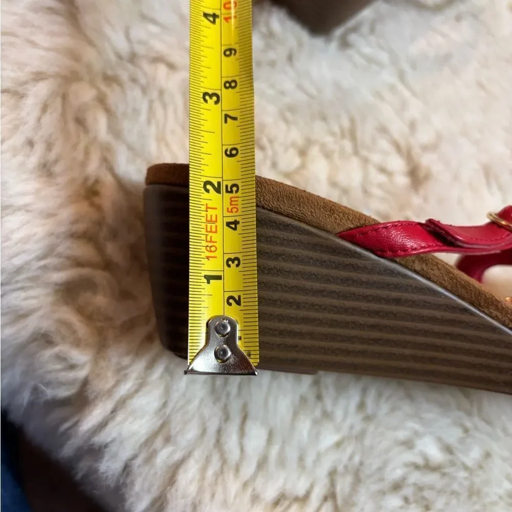 Vionic Red Tan Wedge Sandals with Metallic Accent - Picture 9 of 9